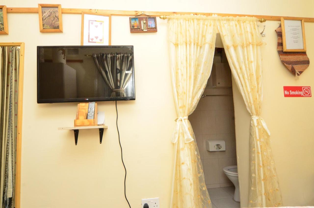 Kwampofu Guest House ฮาราเร ภายนอก รูปภาพ