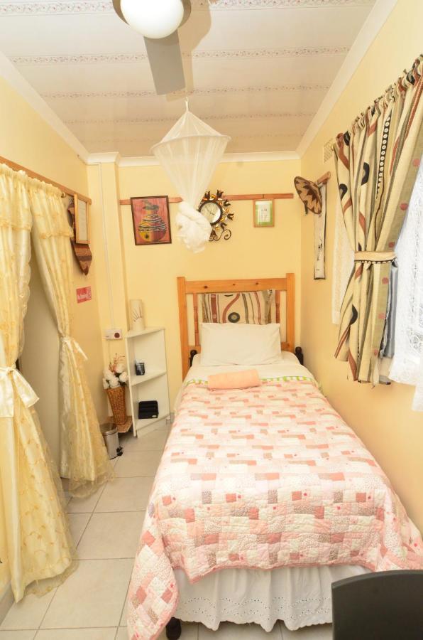 Kwampofu Guest House ฮาราเร ภายนอก รูปภาพ
