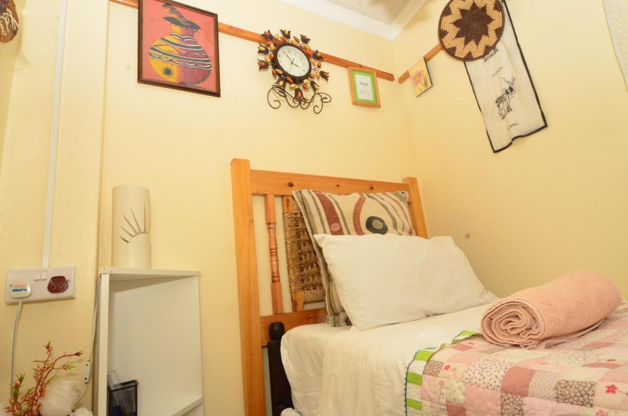 Kwampofu Guest House ฮาราเร ภายนอก รูปภาพ