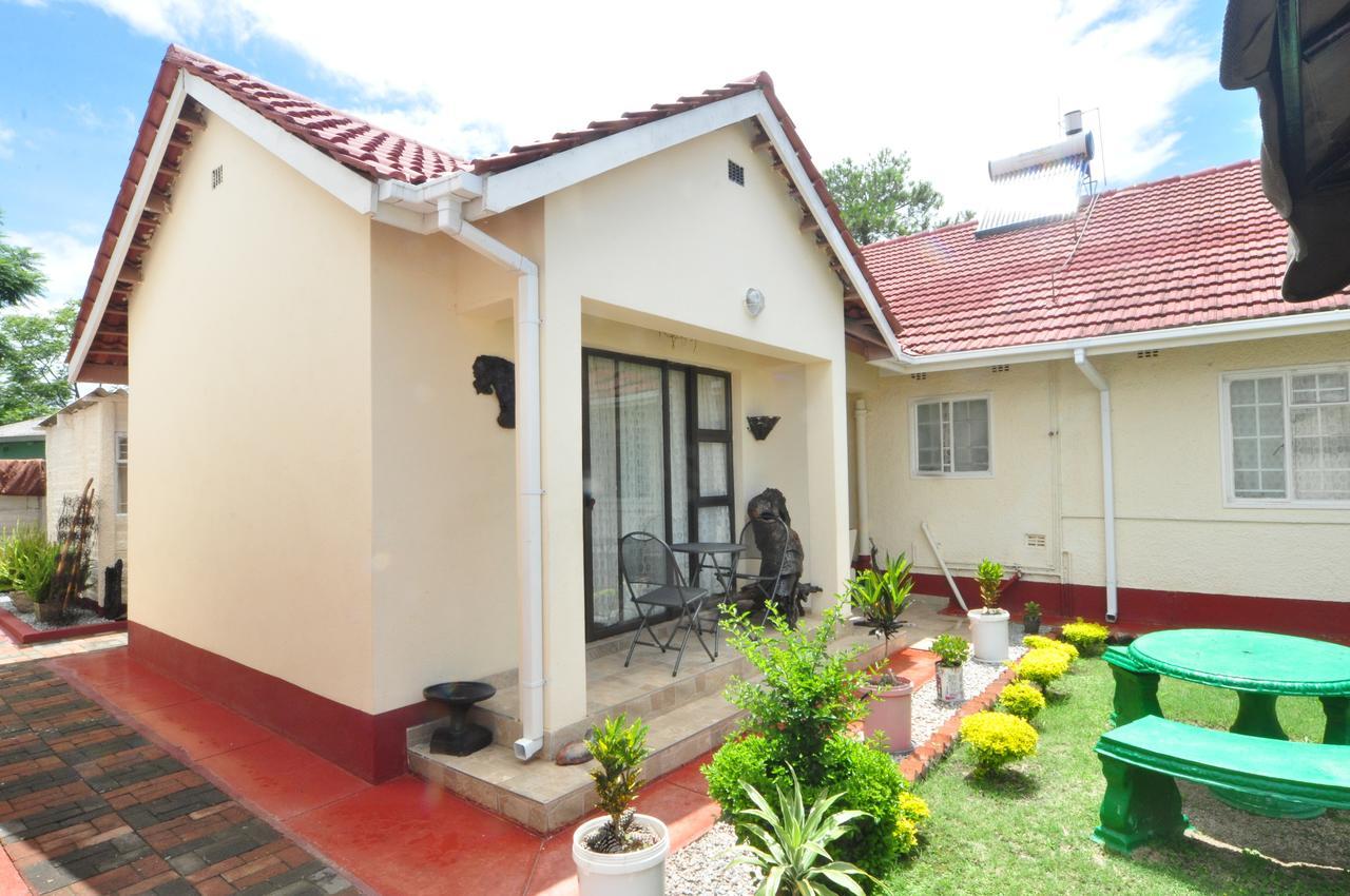 Kwampofu Guest House ฮาราเร ภายนอก รูปภาพ